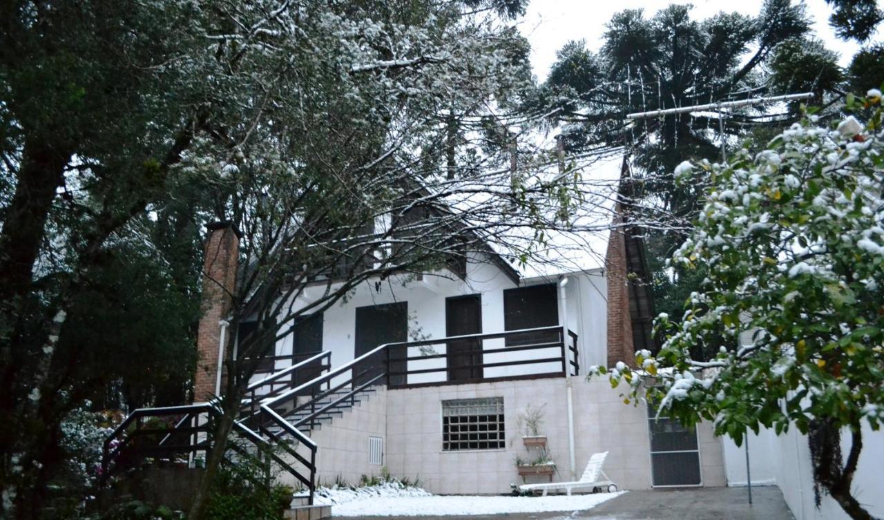 Hotel Pousada Dos Pinheiros Canela Exterior foto